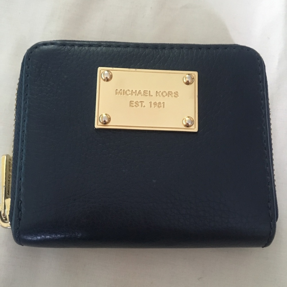 Michael kors blue wallet